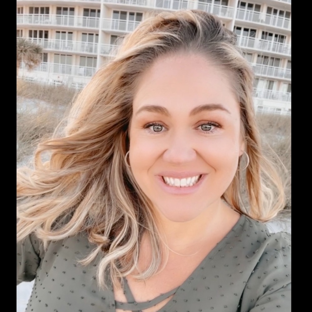 Meet your Posher, Valerie